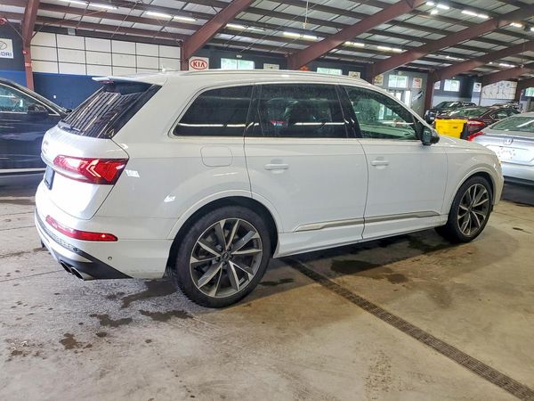 2021 AUDI SQ7 quattro Premium Plus