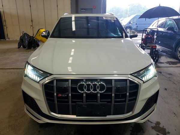 2021 AUDI SQ7 quattro Premium Plus