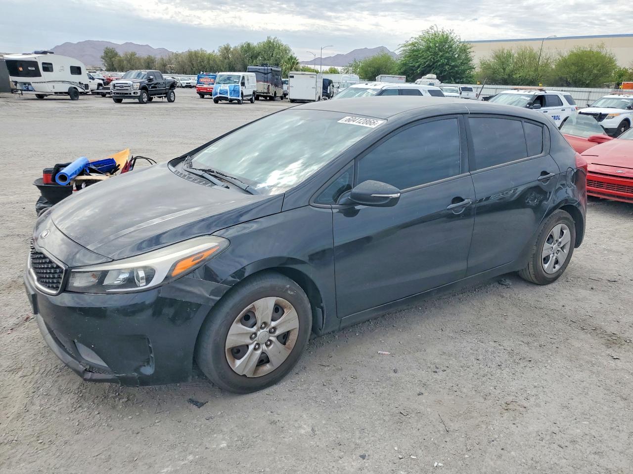 2017 KIA FORTE5 LX