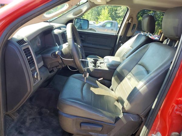 2016 RAM 1500 ST QUAD CAB 4X2