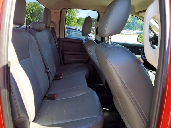 2016 RAM 1500 ST QUAD CAB 4X2
