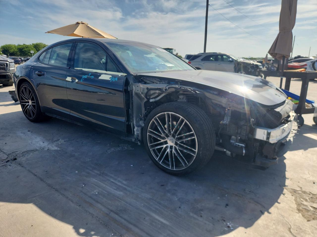 2018 PORSCHE PANAMERA Base / 4