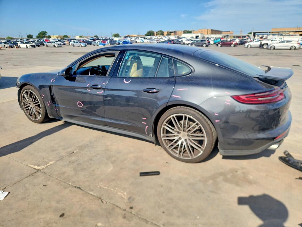 2018 PORSCHE PANAMERA Base / 4