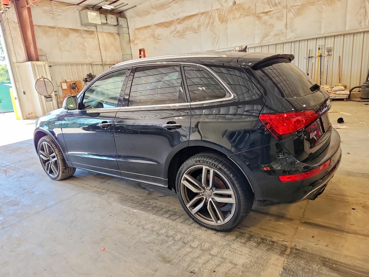 2015 AUDI SQ5 Premium Plus