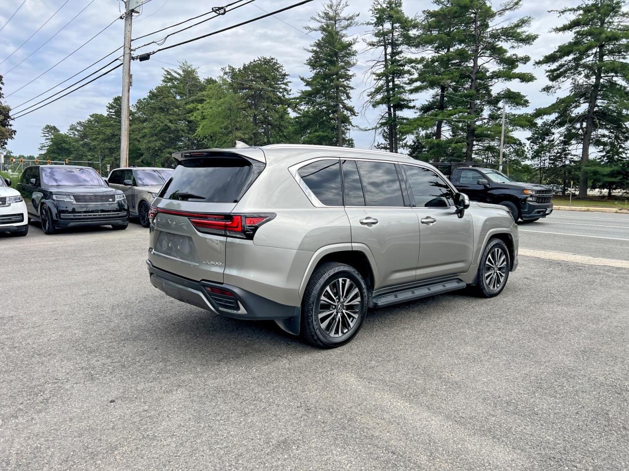 2023 LEXUS LX 600 600 Premium
