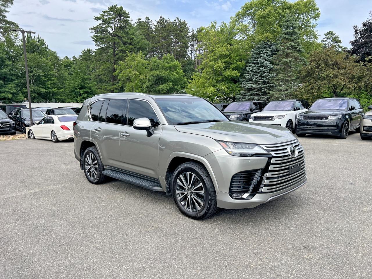 2023 LEXUS LX 600 600 Premium