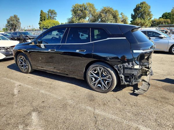 2024 BMW IX xDrive50