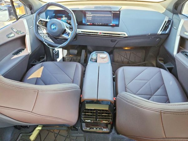 2024 BMW IX xDrive50