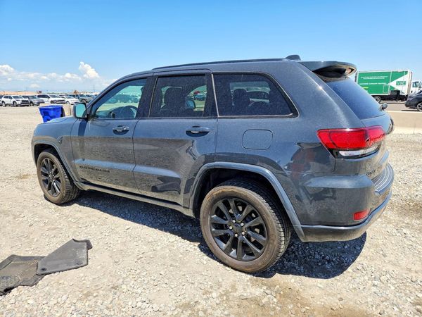 2018 JEEP GRAND CHEROKEE LAREDO 4X4