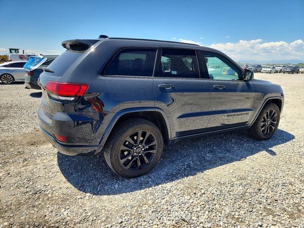 2018 JEEP GRAND CHEROKEE LAREDO 4X4