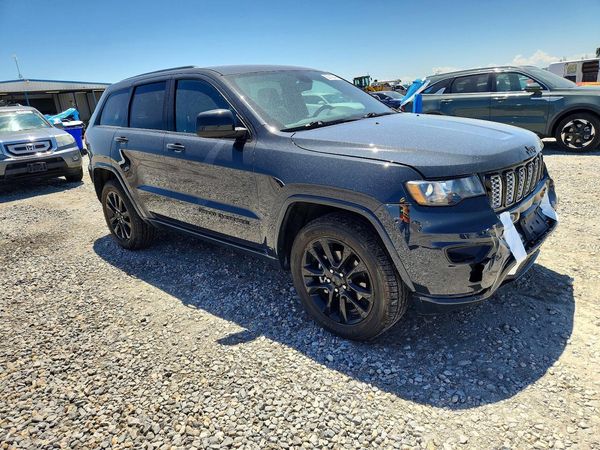 2018 JEEP GRAND CHEROKEE LAREDO 4X4