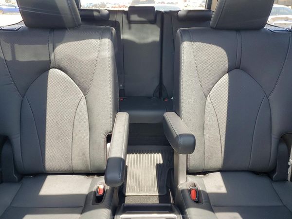 2026 TOYOTA GRAND HIGHLANDER HYBRID
