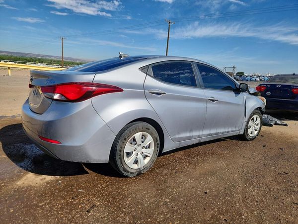 2016 HYUNDAI ELANTRA