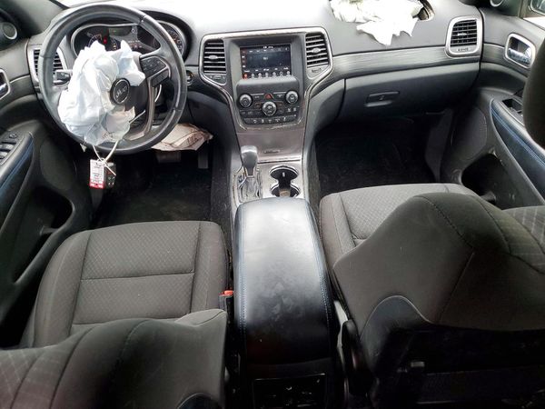 2020 JEEP GRAND CHEROKEE LAREDO 4X4