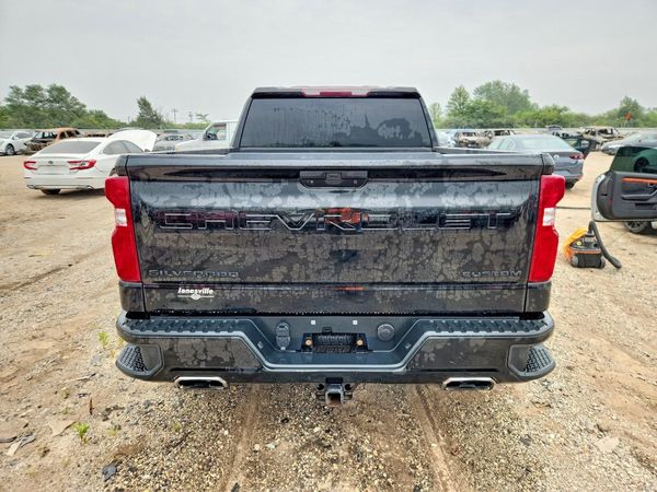2020 CHEVROLET SILVERADO Trail Boss Custom — DIRR