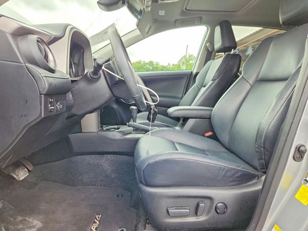 2017 TOYOTA RAV4