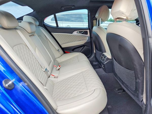 2022 GENESIS G70
