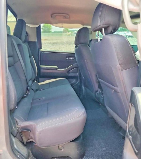 2023 NISSAN FRONTIER Crew Cab