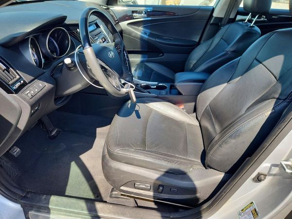 2013 HYUNDAI SONATA