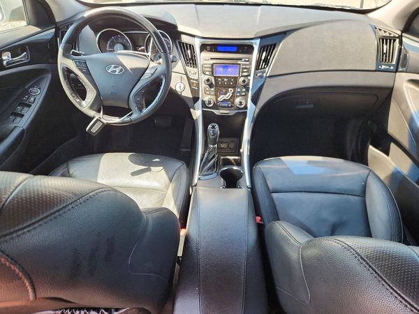 2013 HYUNDAI SONATA