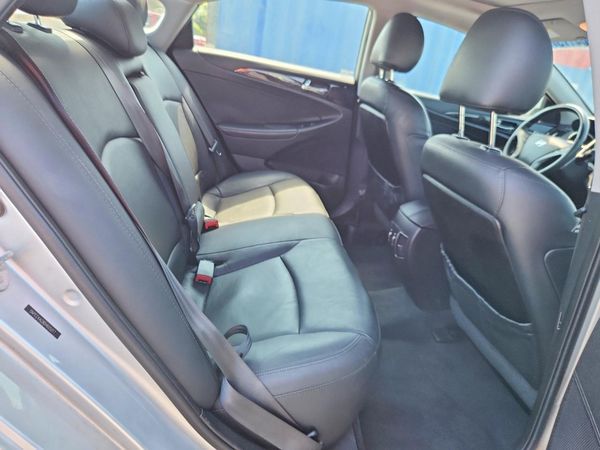 2013 HYUNDAI SONATA