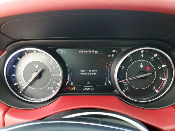 2021 MASERATI LEVANTE