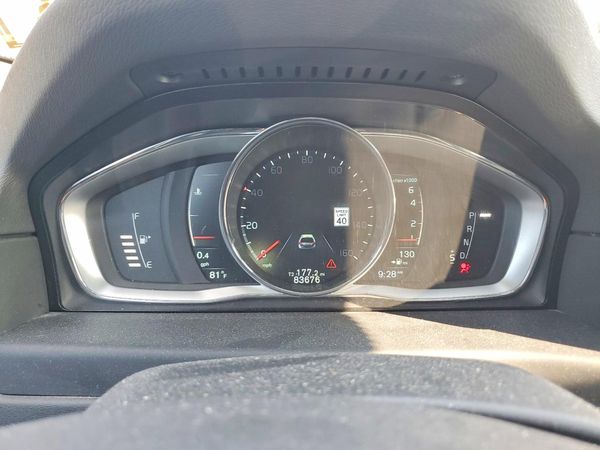 2015 VOLVO XC70