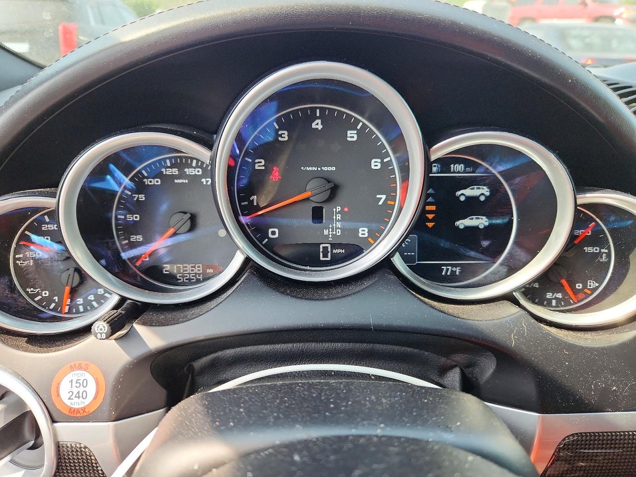 2016 PORSCHE CAYENNE