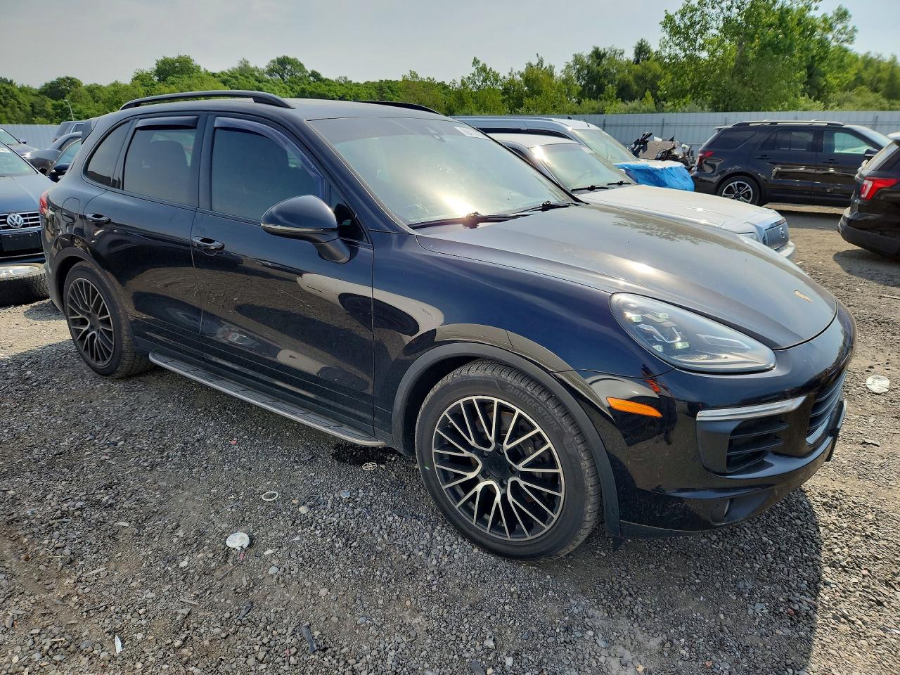 2016 PORSCHE CAYENNE