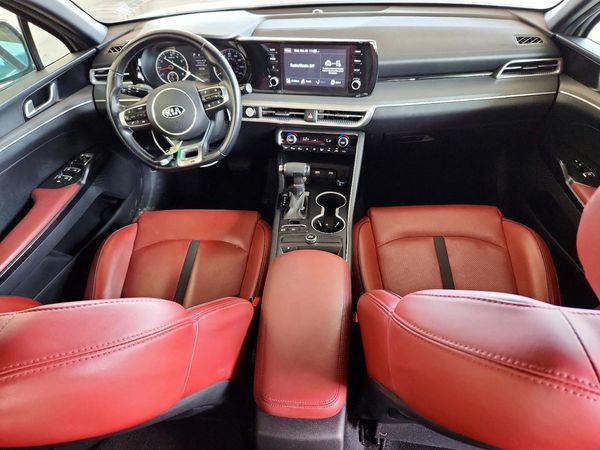 2021 KIA K5 GT-Line