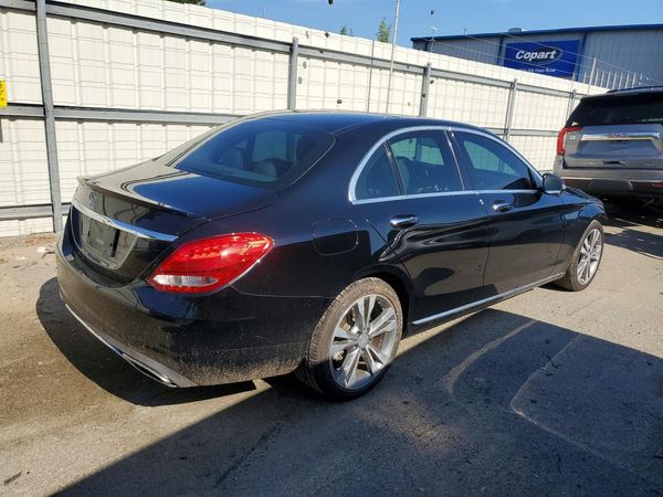 2016 MERCEDES-BENZ C C300