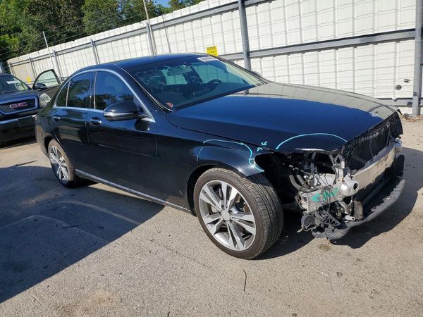 2016 MERCEDES-BENZ C C300