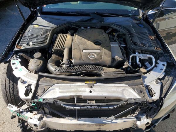 2016 MERCEDES-BENZ C C300