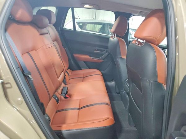 2023 MAZDA CX-50 Premium Package