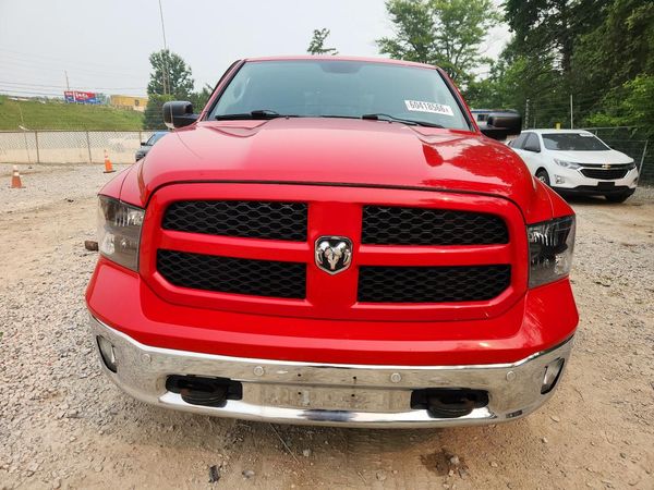2015 RAM 1500 SLT