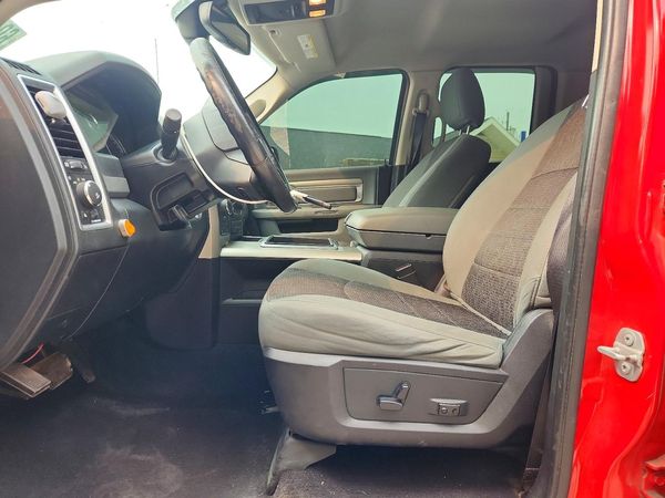 2015 RAM 1500 SLT