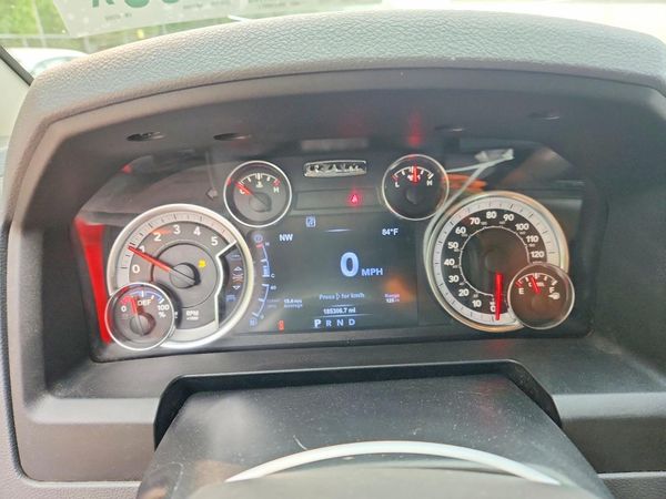 2015 RAM 1500 SLT