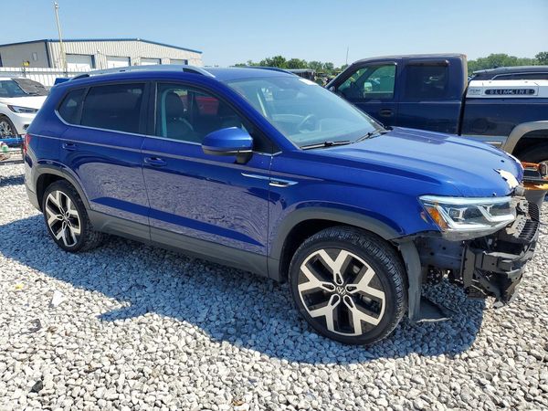 2022 VOLKSWAGEN TAOS