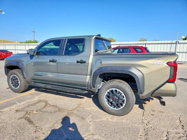 2025 TOYOTA TACOMA