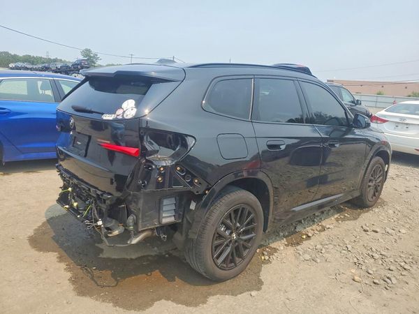 2023 BMW X1
