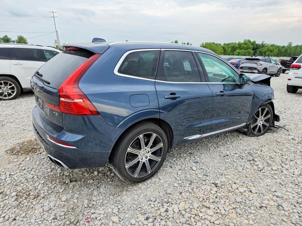 2021 VOLVO XC60 Inscription