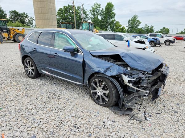 2021 VOLVO XC60 Inscription