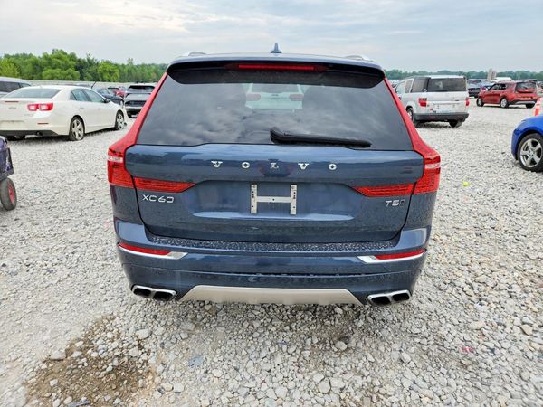 2021 VOLVO XC60 Inscription