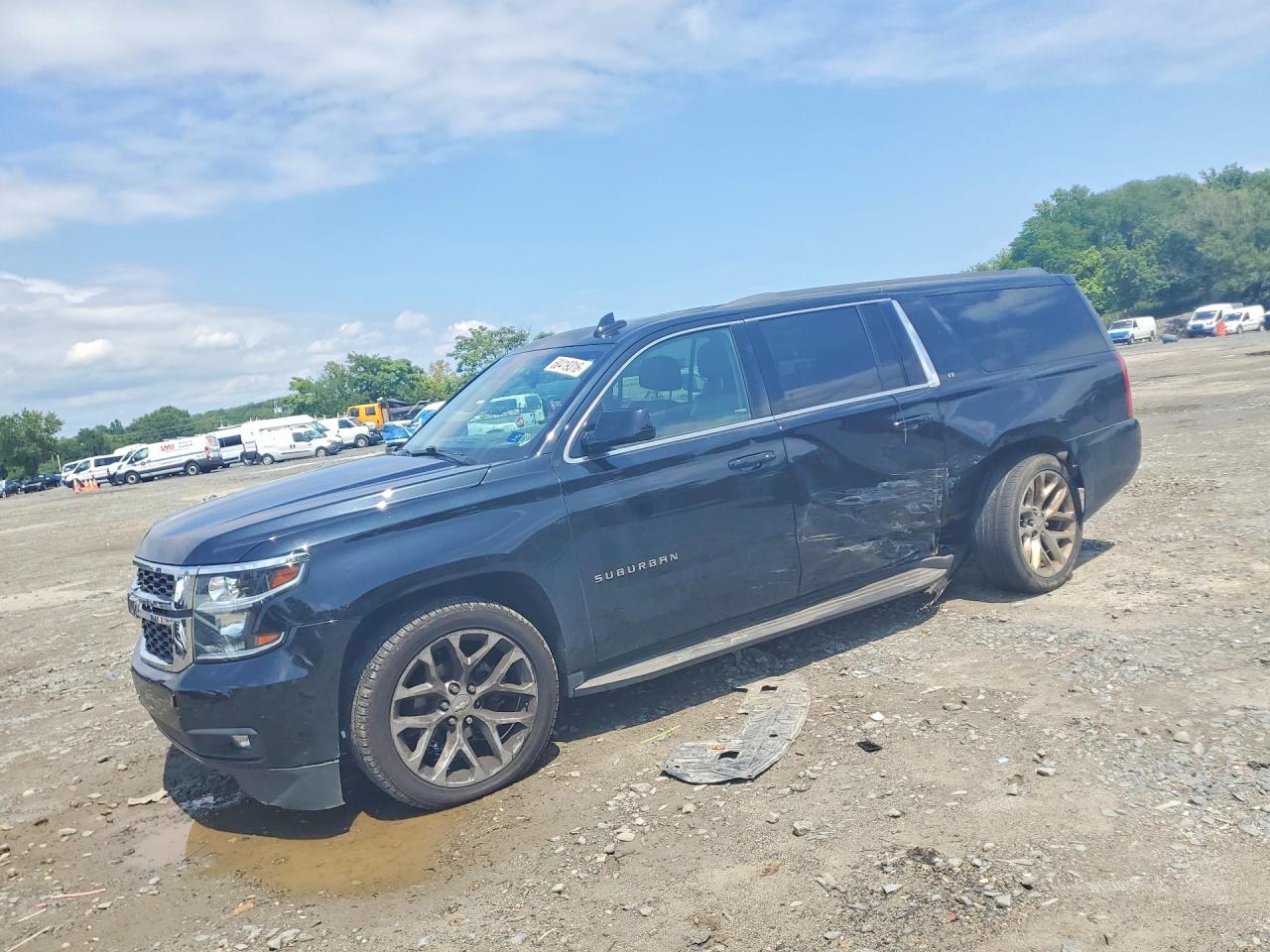 2015 CHEVROLET SUBURBAN LT