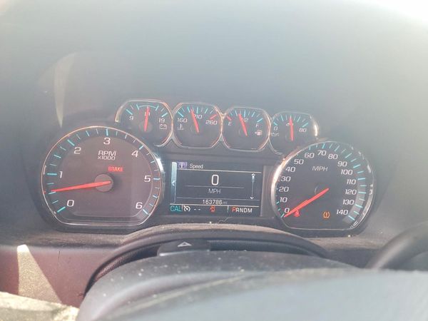 2015 CHEVROLET SUBURBAN LT