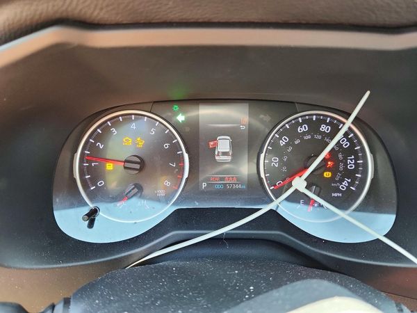 2021 TOYOTA RAV4 LE
