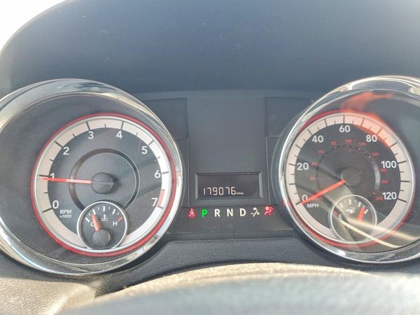 2014 DODGE GRAND CARAVAN SE