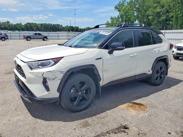 2021 TOYOTA RAV4 XSE HV