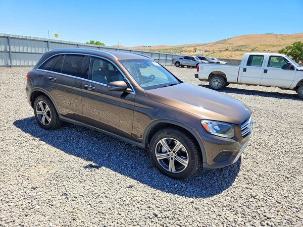 2018 MERCEDES-BENZ GLC GLC 300-4M