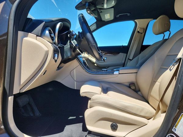 2018 MERCEDES-BENZ GLC GLC 300-4M